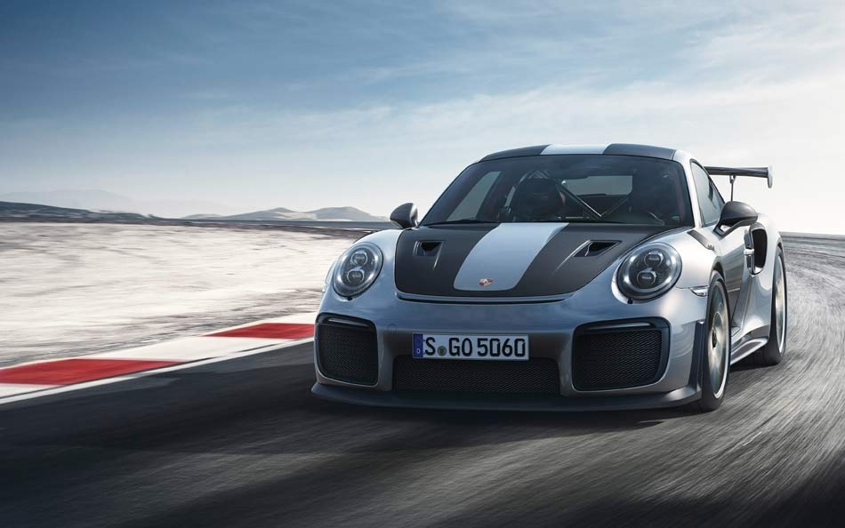 Porsche 911 GT2 RS: fastest and most powerful ever - Drive